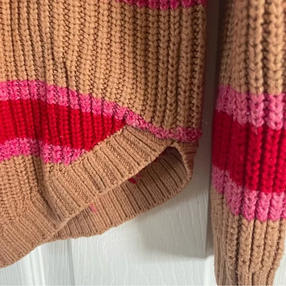 SO brand beige, pink, and red striped crew neck sweater Y2K women’s small - Picture 4 of 7